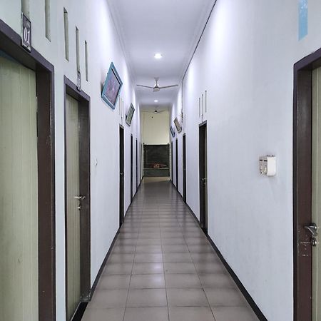 OYO 752 Abz Guest House Syariah Jambi Dış mekan fotoğraf