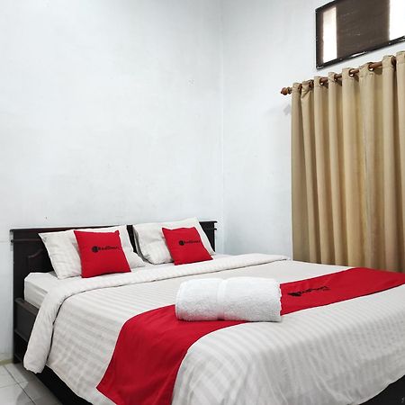 OYO 752 Abz Guest House Syariah Jambi Dış mekan fotoğraf