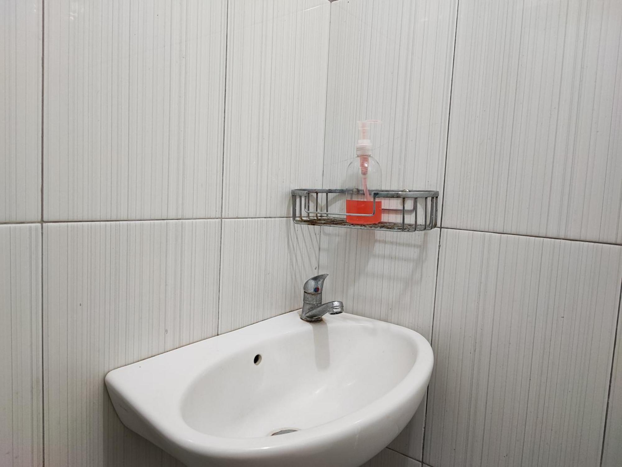 OYO 752 Abz Guest House Syariah Jambi Dış mekan fotoğraf