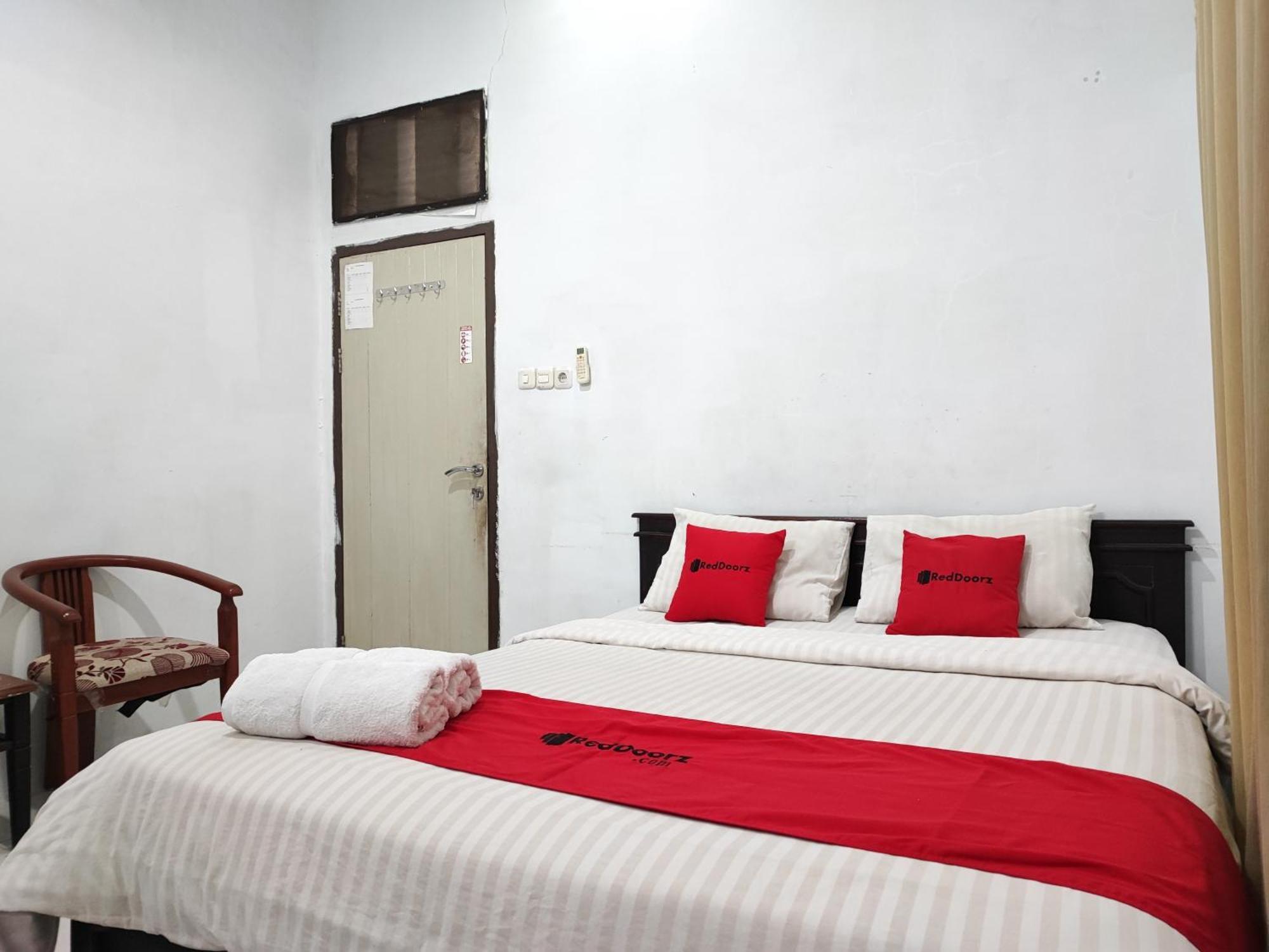 OYO 752 Abz Guest House Syariah Jambi Dış mekan fotoğraf