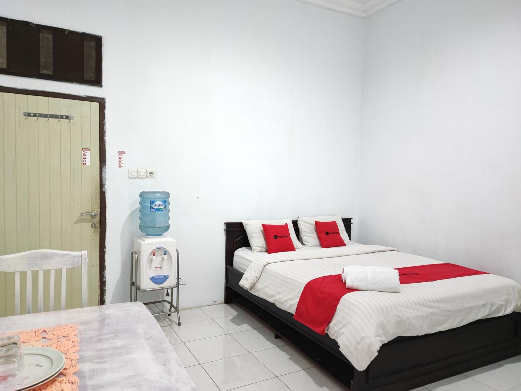 OYO 752 Abz Guest House Syariah Jambi Dış mekan fotoğraf